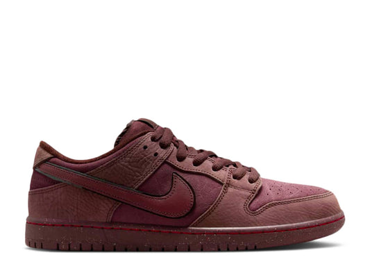 NIKE SB DUNK LOW 'CITY OF LOVE COLLECTION - BURGUNDY CRUSH'