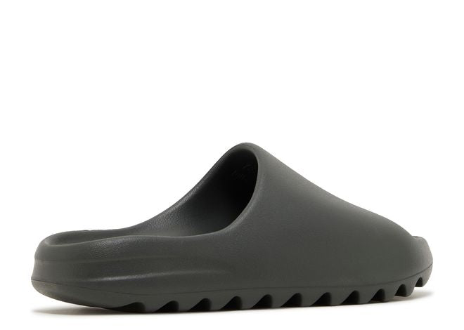 YEEZY SLIDE 'DARK ONYX'