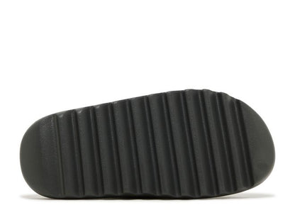 YEEZY SLIDE 'DARK ONYX'